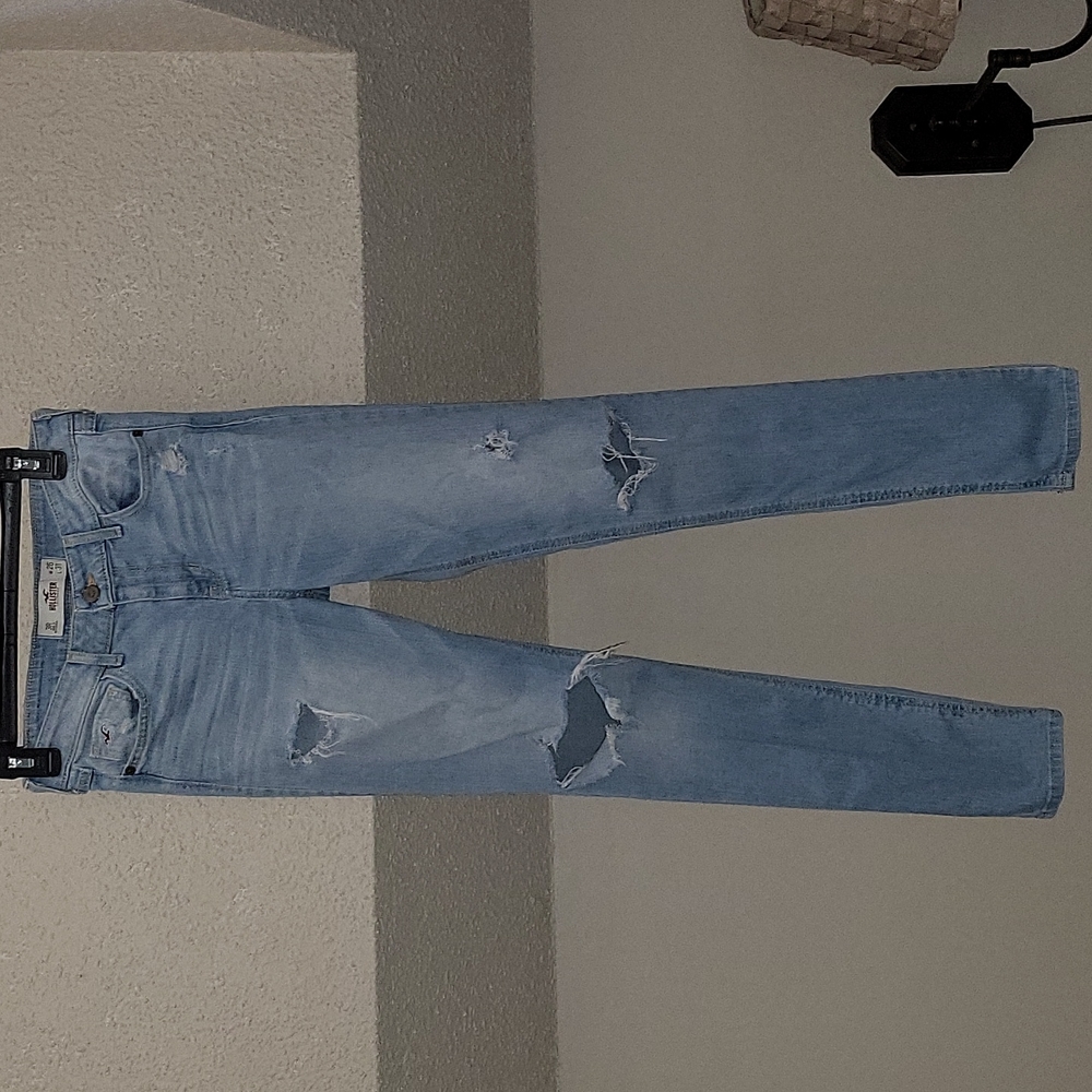 Hollister Torn Knee Distressed Jeans